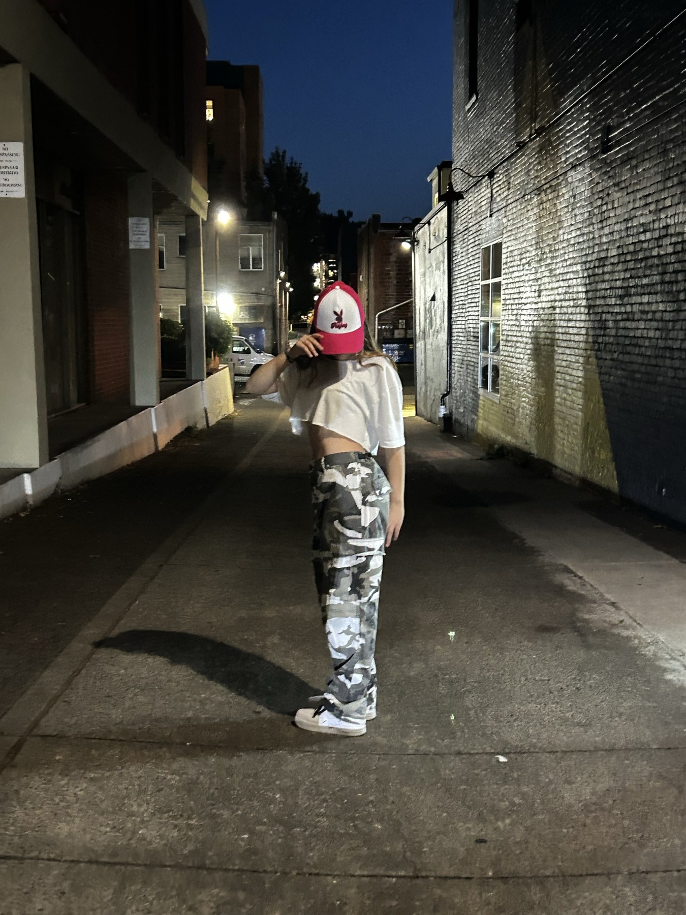 Alleyway Angel